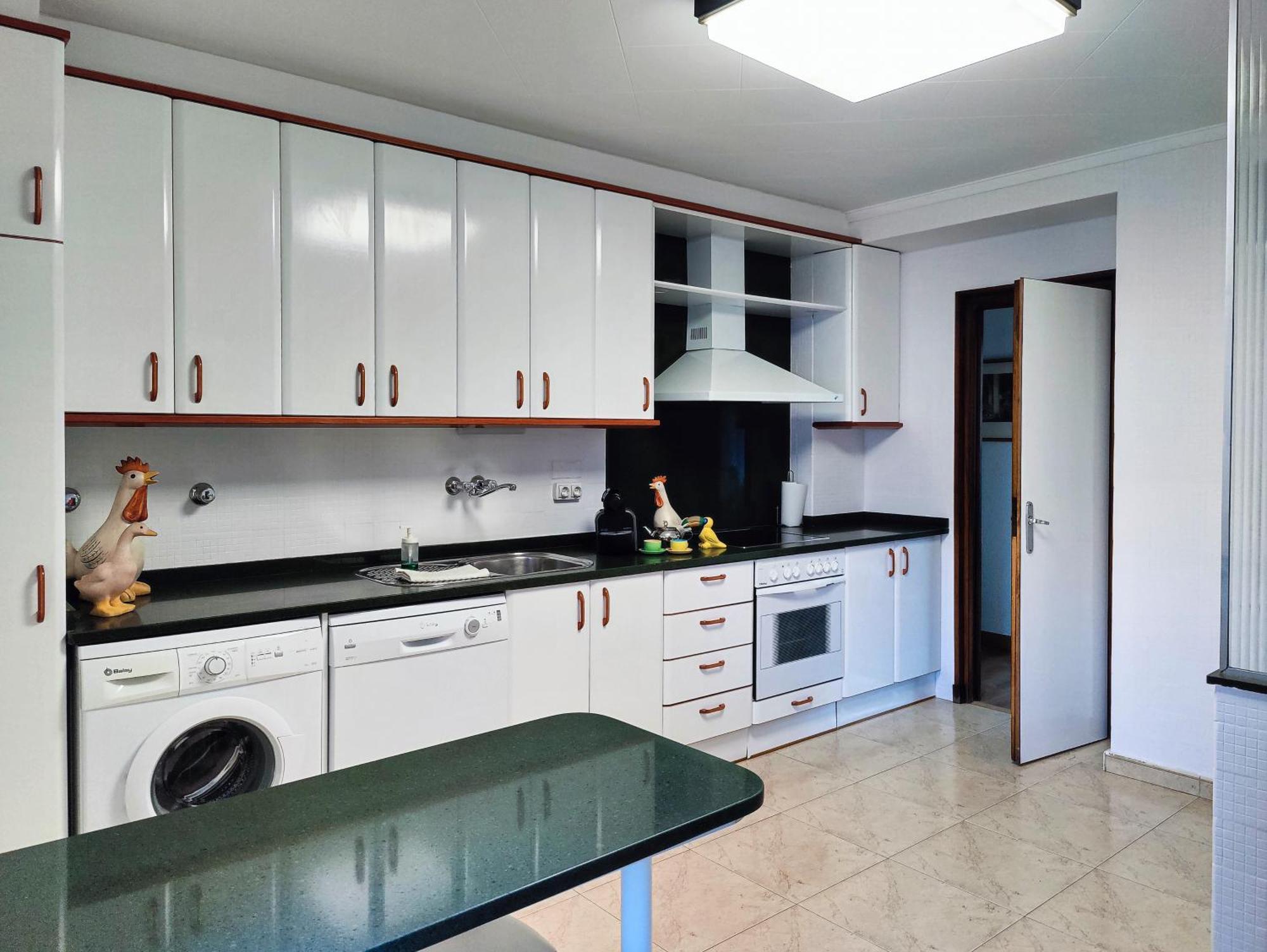 Apartment El Prestigio De Sagasta By Alogest